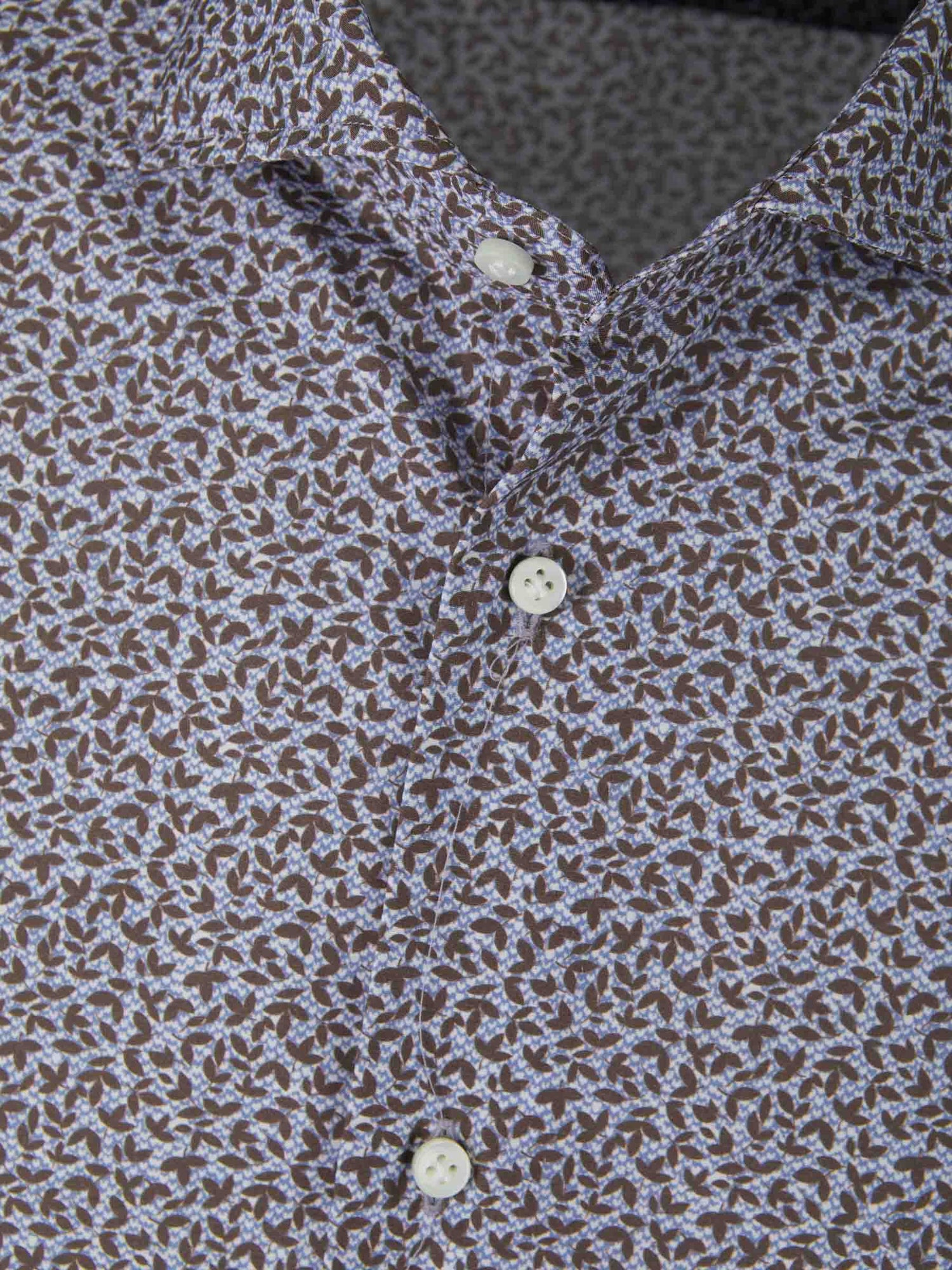 Vincenzo di Ruggiero Camisa Motivo Floral color Verde Militar sku 531-005737 02 - Foto 2