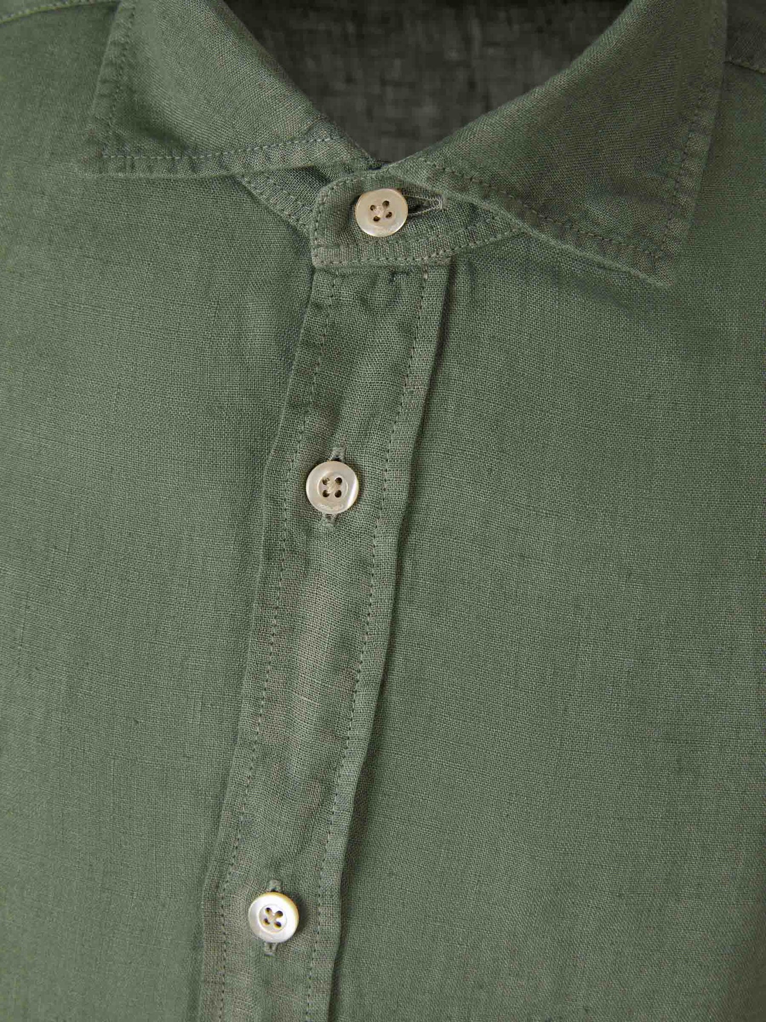 Boglioli Camisa Lisa Lino color Verde Militar sku 531-005830 03 - Foto 7