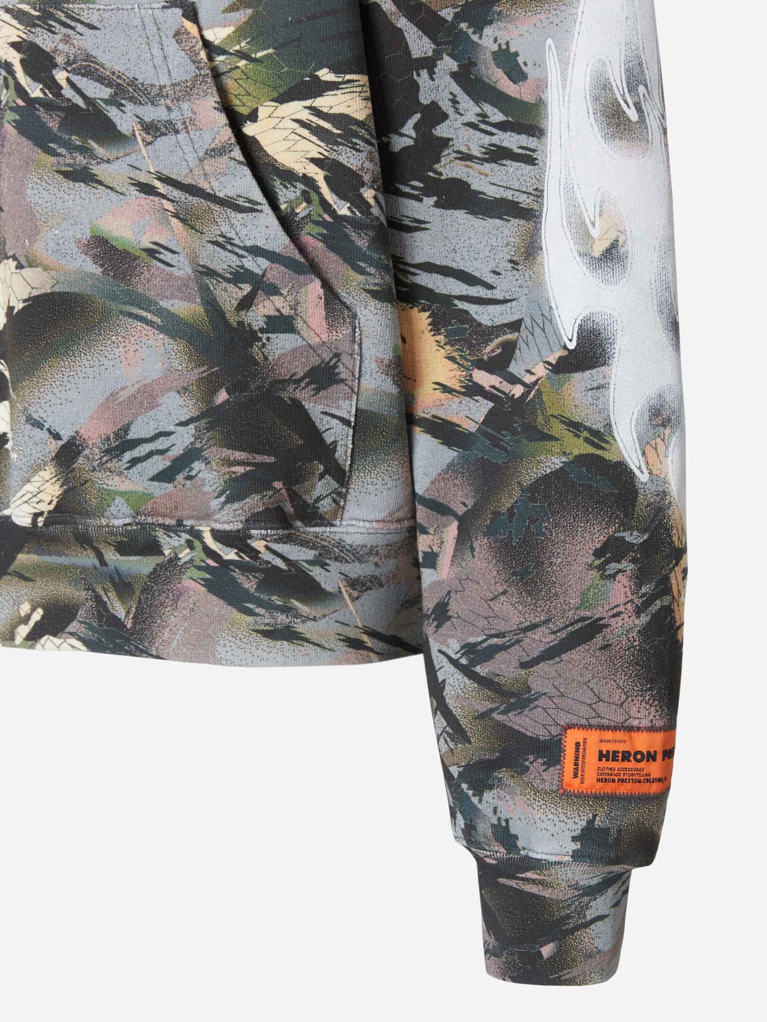 Heron Preston Sudadera Capucha Camo color Verde Militar sku 545-000903 01 - Foto 5