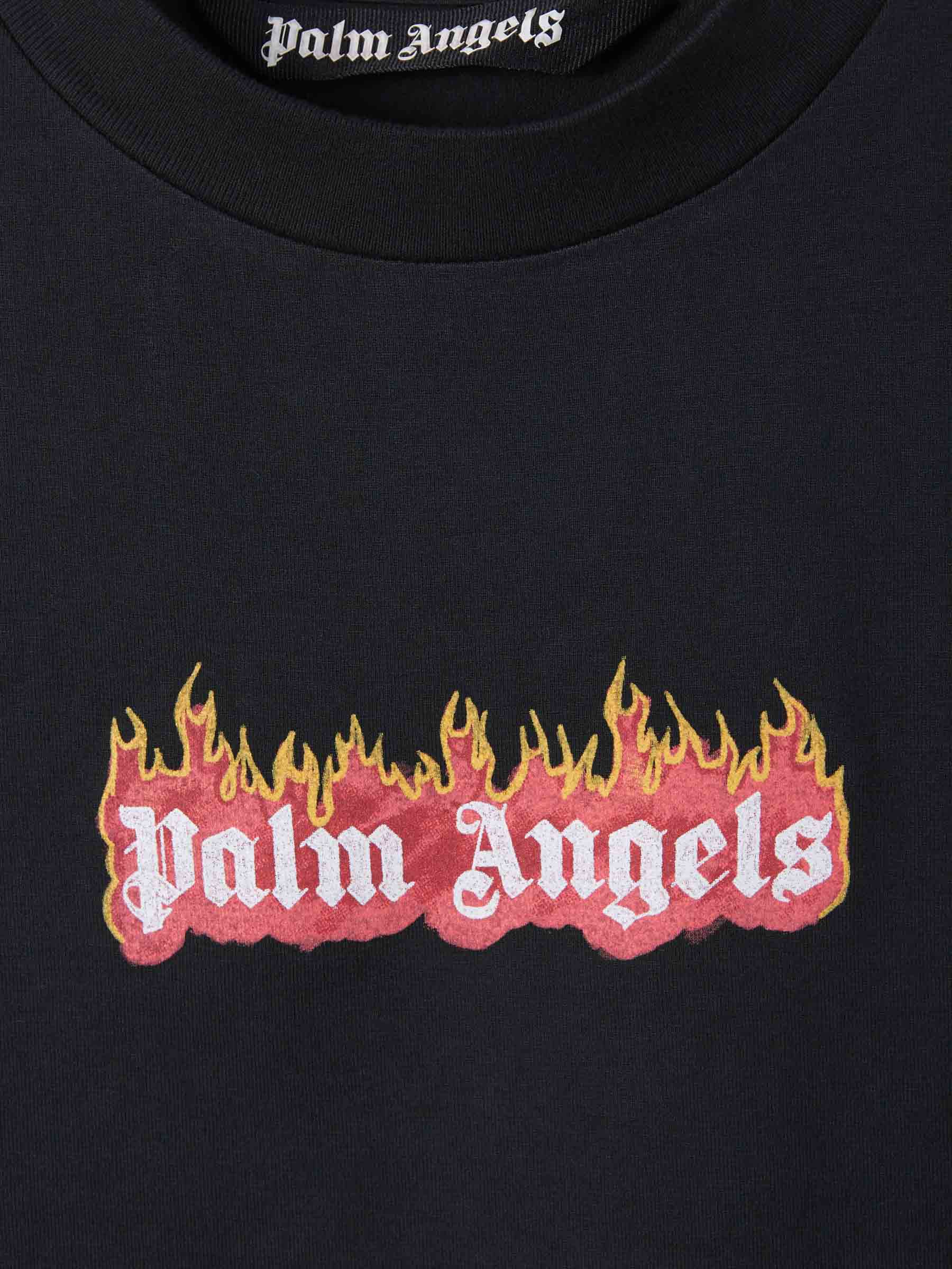 Palm Angels Camiseta Logo Llamas color Negro sku 553-002850 01 - Foto 3