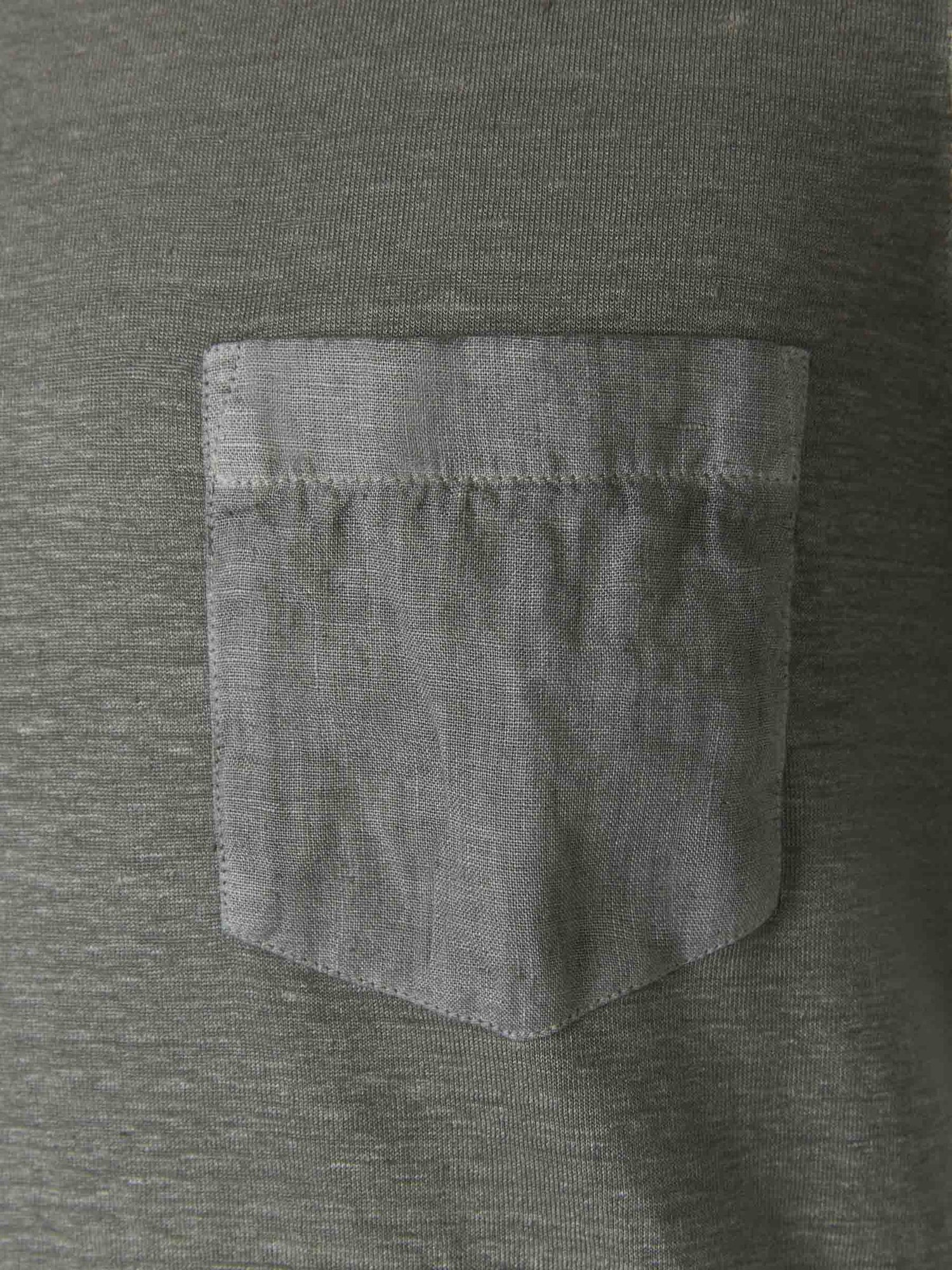 Santa Eulalia Camiseta Bolsillo Lino color Verde Militar sku 553-002976 04 - Foto 8