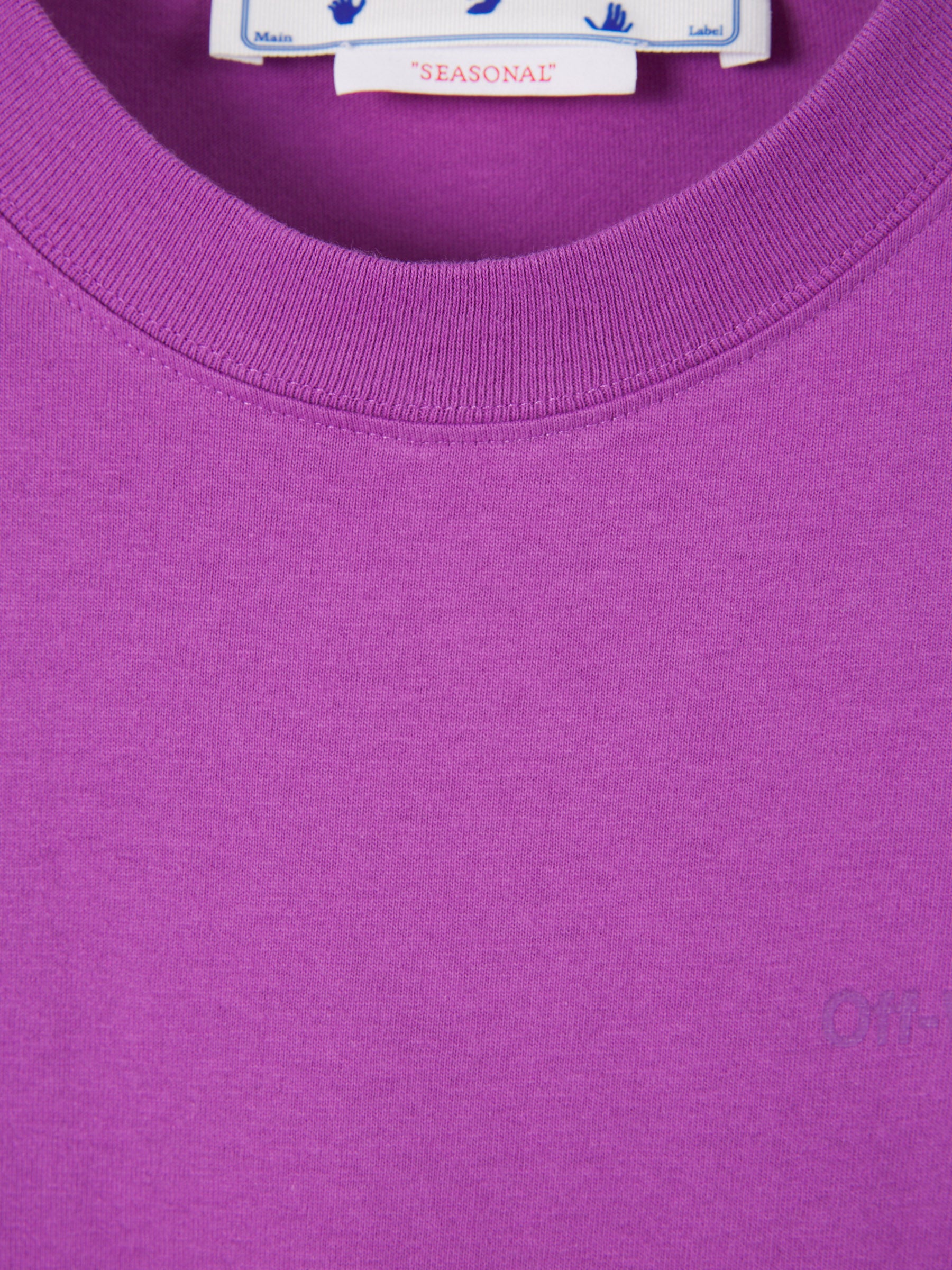 Off-White Camiseta Estampado Tonal color Violeta sku 553-003110 01 - Foto 3
