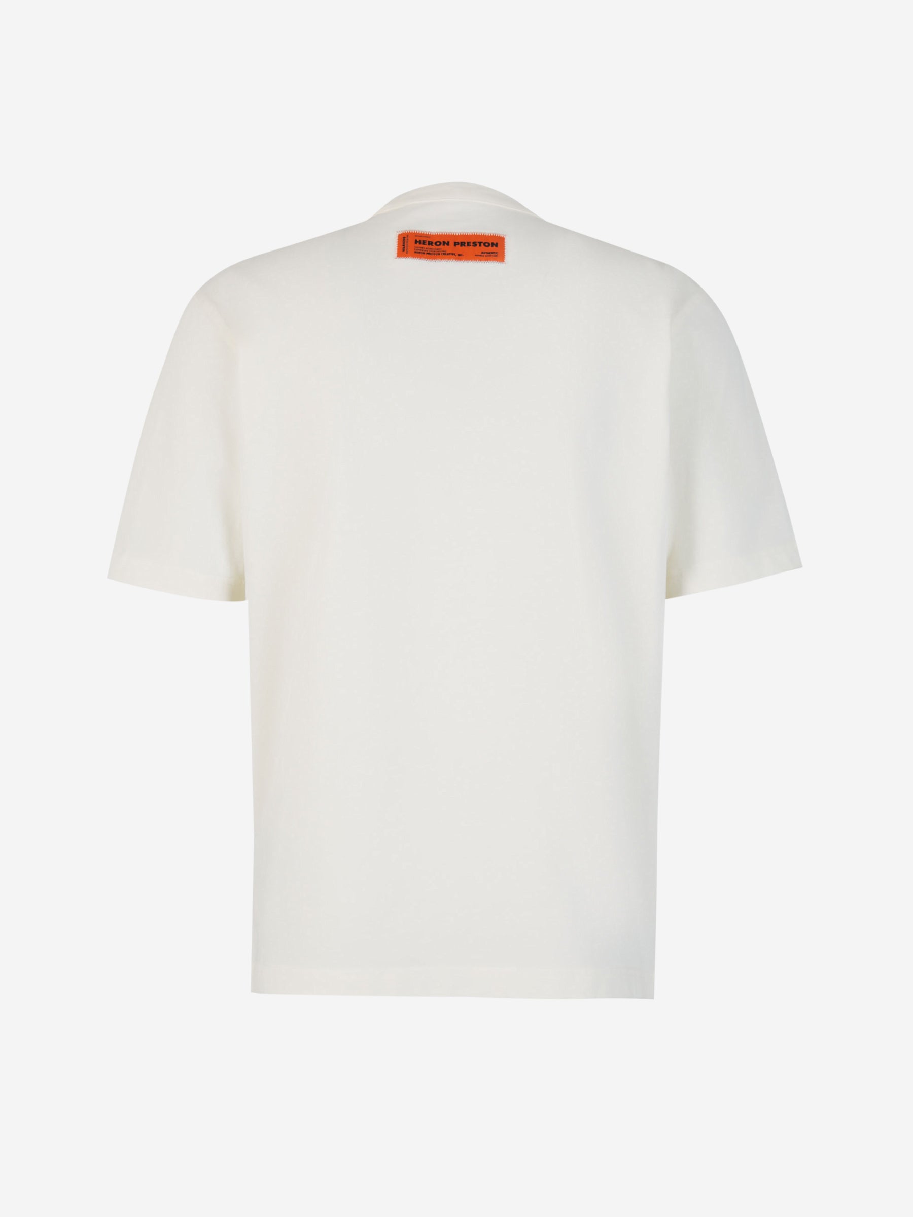 Heron Preston Camiseta Gráfico Estampado color Beis sku 553-003309 01 - Foto 2