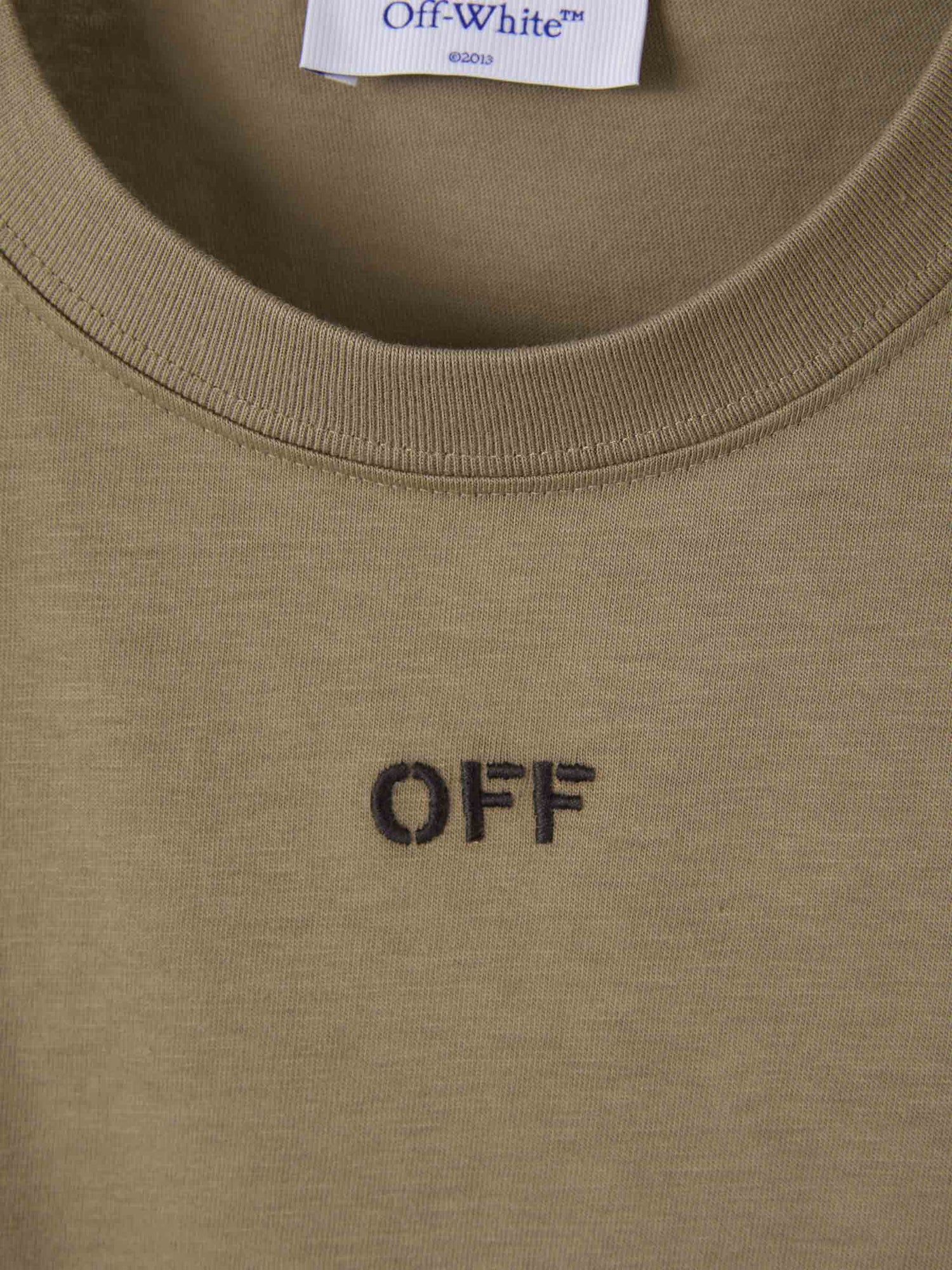 Off-White Camiseta Logo Stitch color Verde Militar sku 553-003331 01 - Foto 3