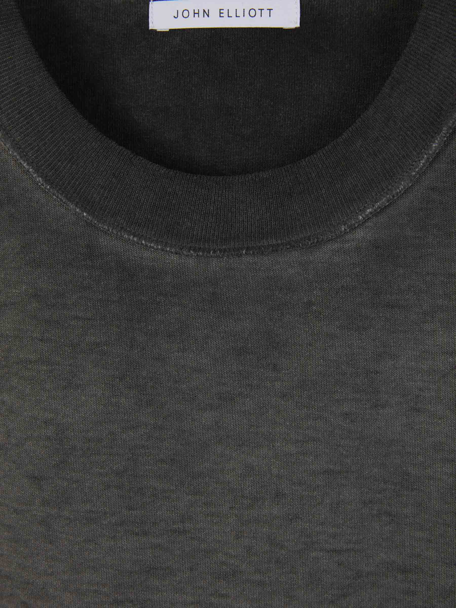 John Elliott Camiseta Phoenix Oil Wash color Negro sku 553-003445 00 - Foto 3
