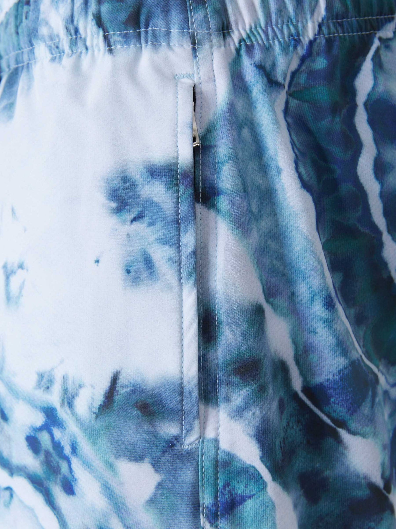 Amiri Bañador Tie Dye color Azul Denim sku 561-001148 01 - Foto 5