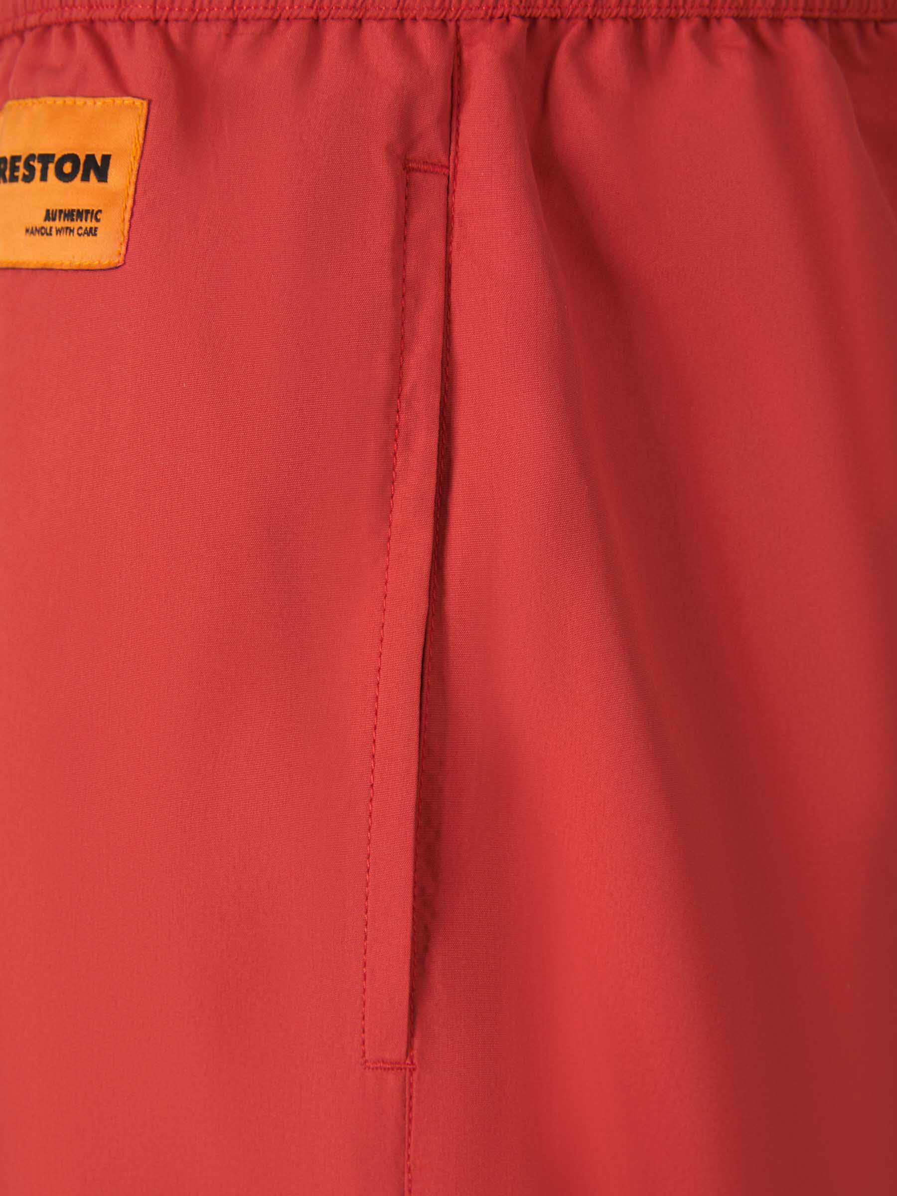 Heron Preston Bañador Técnico Parche color Rojo sku 561-001260 01 - Foto 3