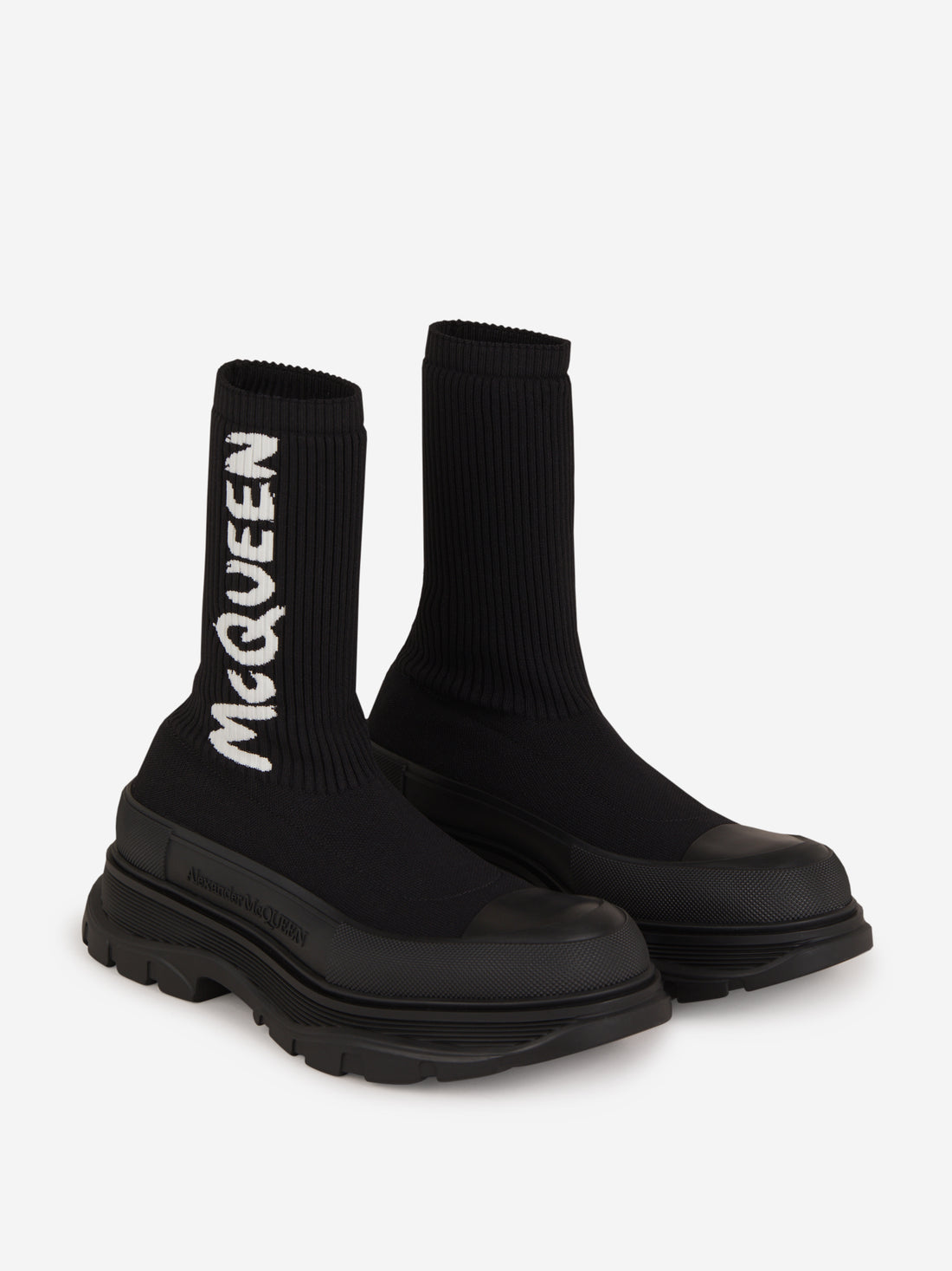 Alexander McQueen Botas Graffiti Knit Tread color Negro sku 611-003948 01 - Foto 2