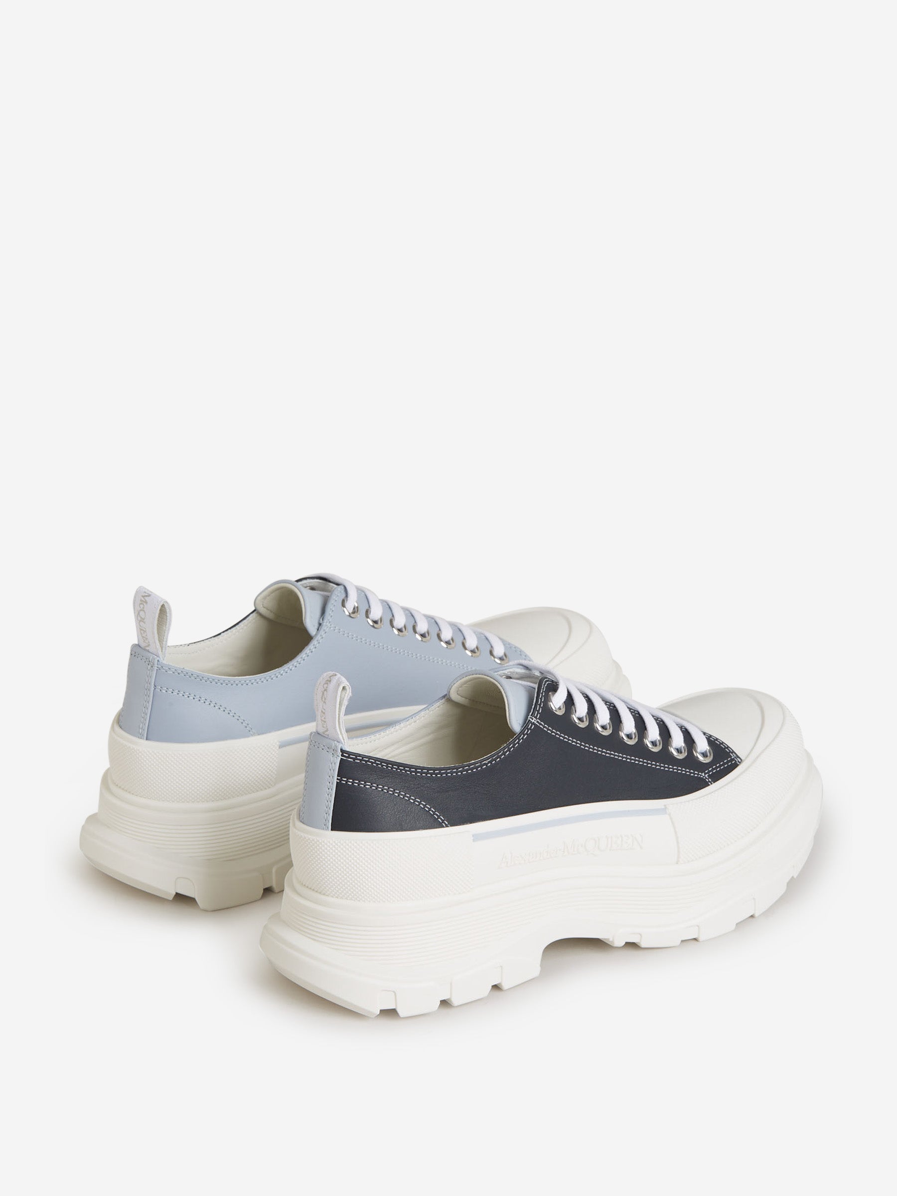 Outlet online Alexander McQueen Hombre Sneakers Tread Slick color Azul Noche sku 611-004075 01 - Foto 3