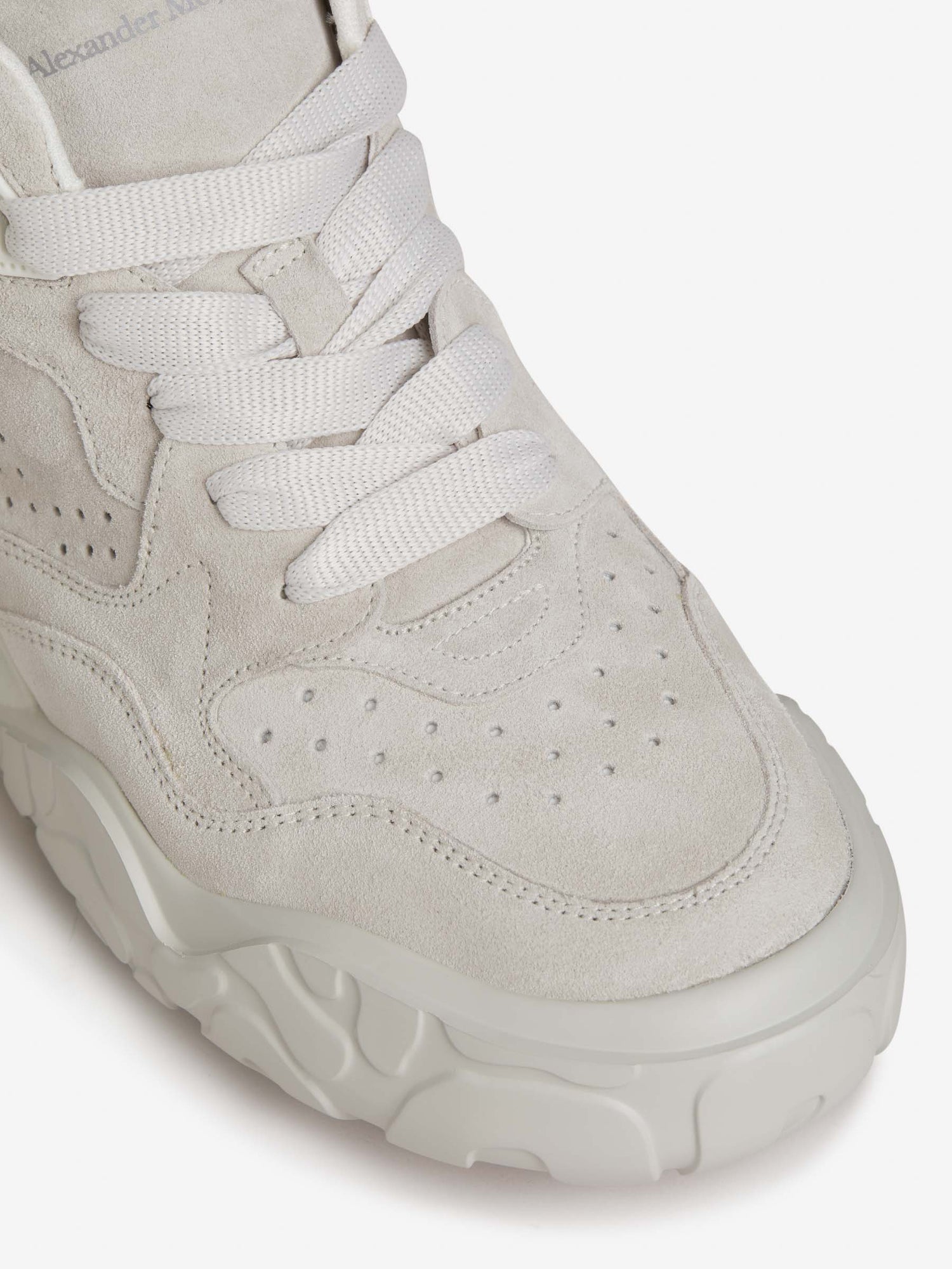 Alexander McQueen Sneakers Court Trainer color Gris Claro sku 616-001945 01 - Foto 4