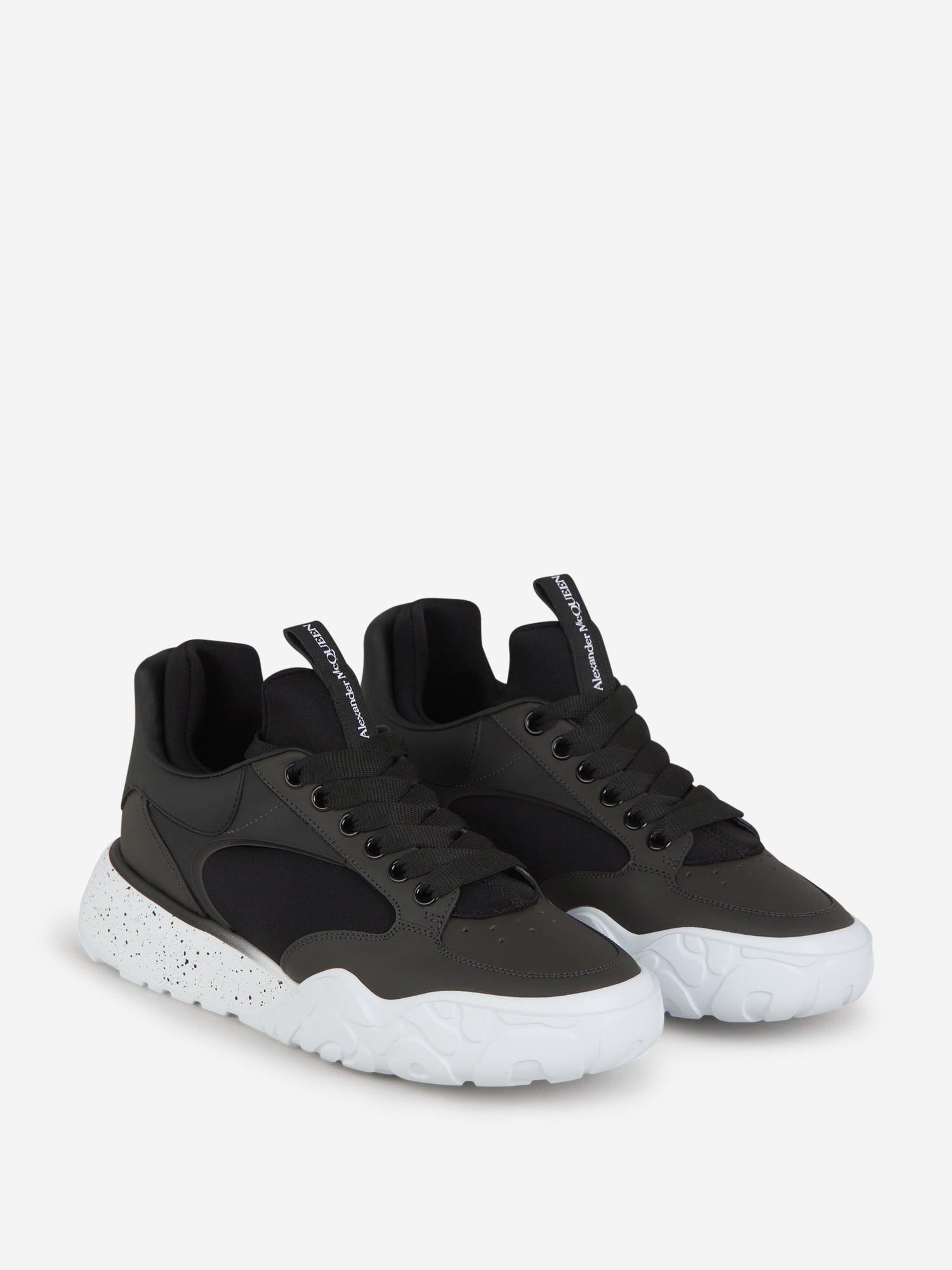 Outlet online Alexander McQueen Hombre Sneakers Court Tech color Negro sku 616-002173 01 - Foto 2