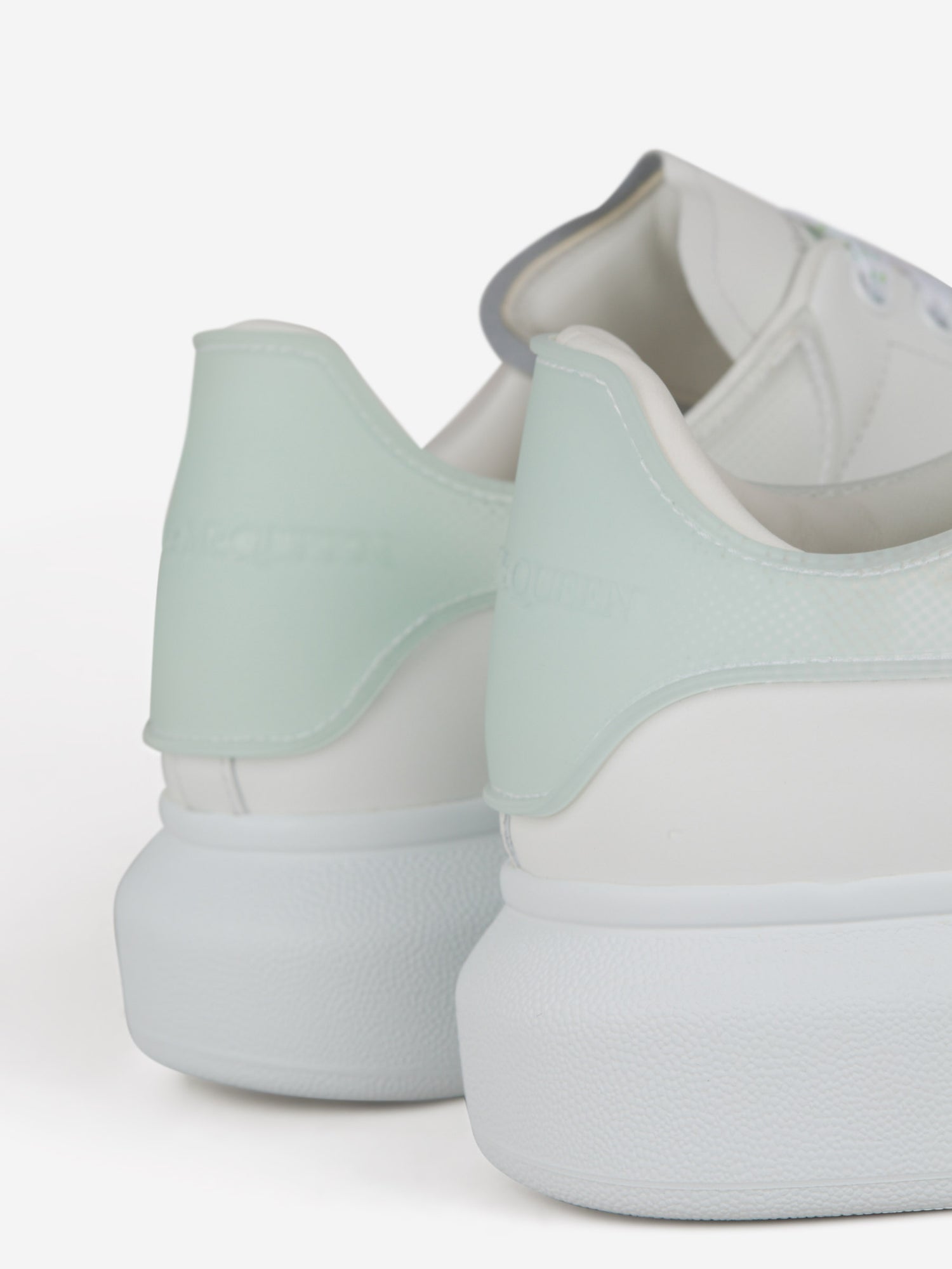 Outlet online Alexander McQueen Hombre Sneakers Oversized color Blanco sku 616-002175 01 - Foto 5