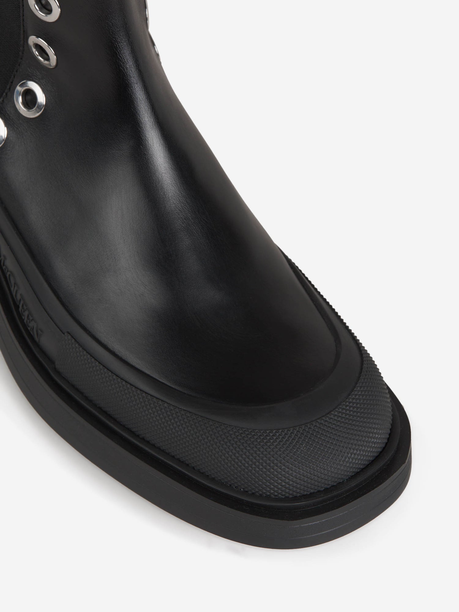 Alexander McQueen Botas Chelsea Stack color Negro sku 616-002180 01 - Foto 4