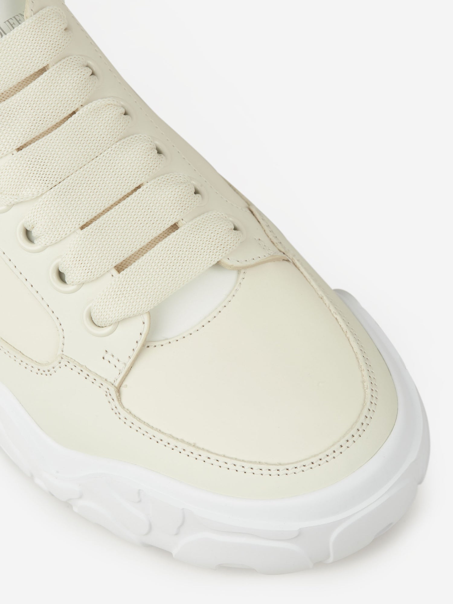 Outlet online Alexander McQueen Hombre Sneakers Court Lace-up color Arena sku 616-002182 01 - Foto 4