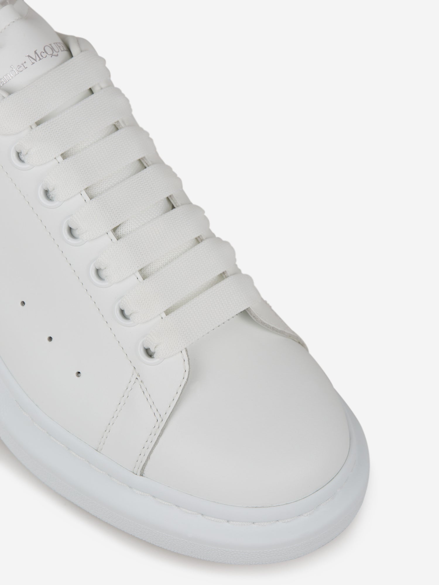 Outlet online Alexander McQueen Hombre Sneakers Oversized color Blanco sku 616-002197 01 - Foto 4