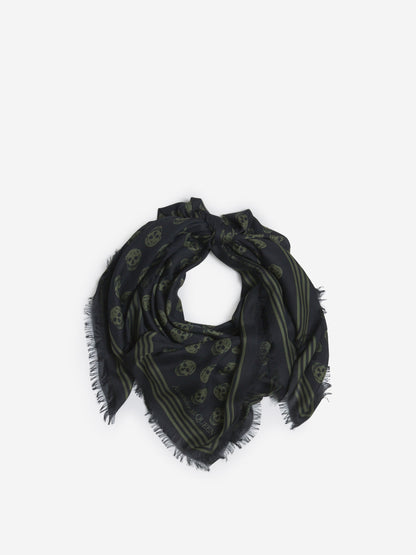 Alexander McQueen Fular Biker Skull color Verde Oscuro sku 630-001393 01 - Foto 1