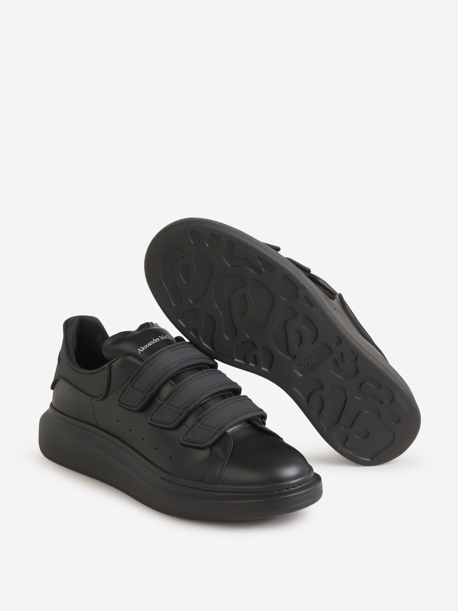 Outlet online Alexander McQueen Hombre Sneakers Larry Piel color Negro sku 616-002635 01 - Foto 4