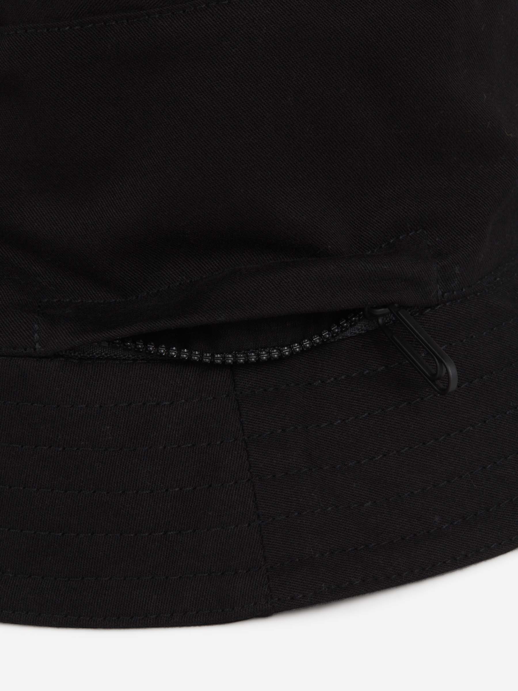 Off-White Gorro Pescador Logo color Negro sku 695-001194 01 - Foto 5