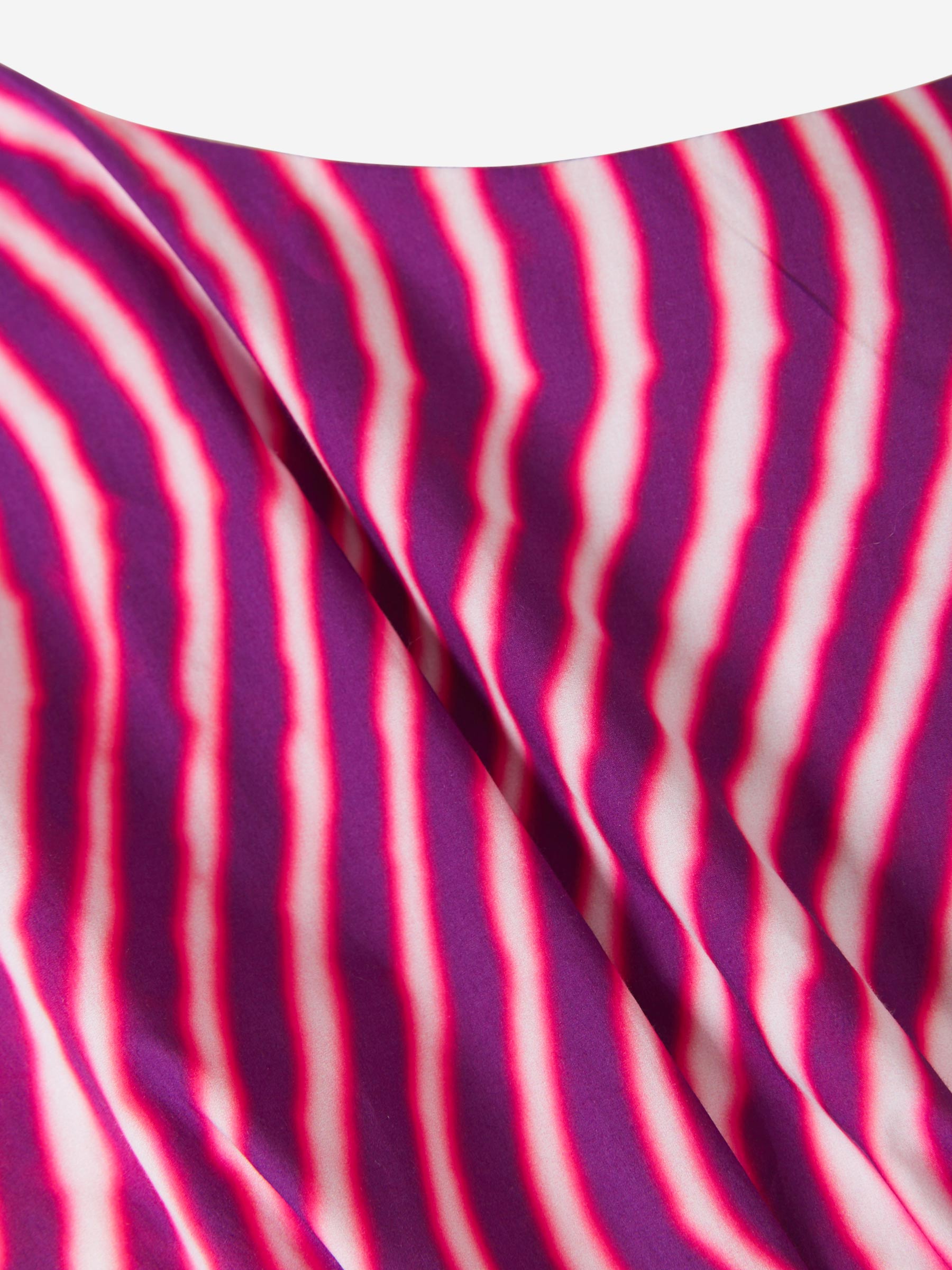 Dries Van Noten Top Popelina Rayas Volante color Fucsia sku 702-000387 01 - Foto 3