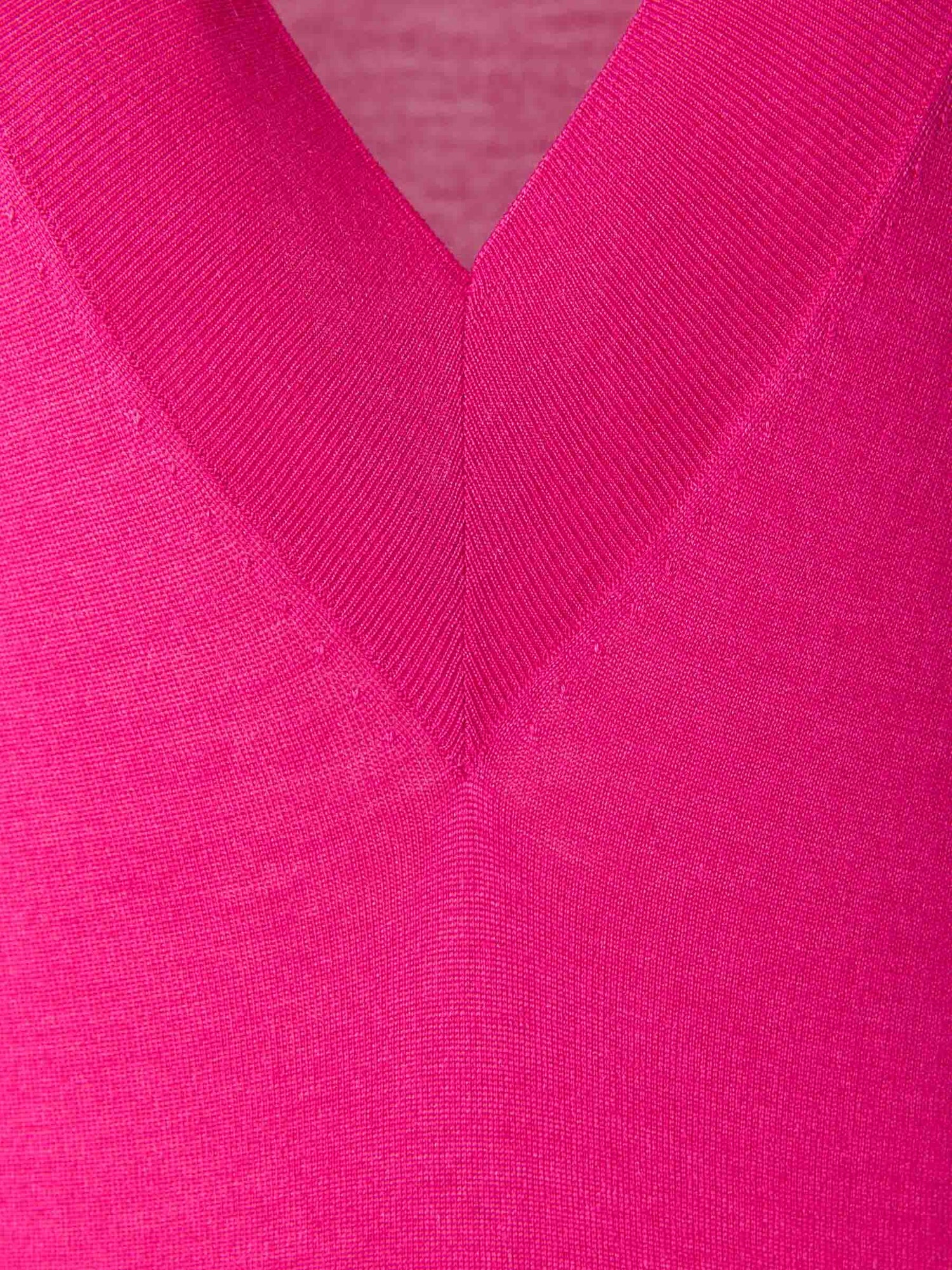 Tom Ford Jersey Cuello V color Fucsia sku 711-002865 01 - Foto 3
