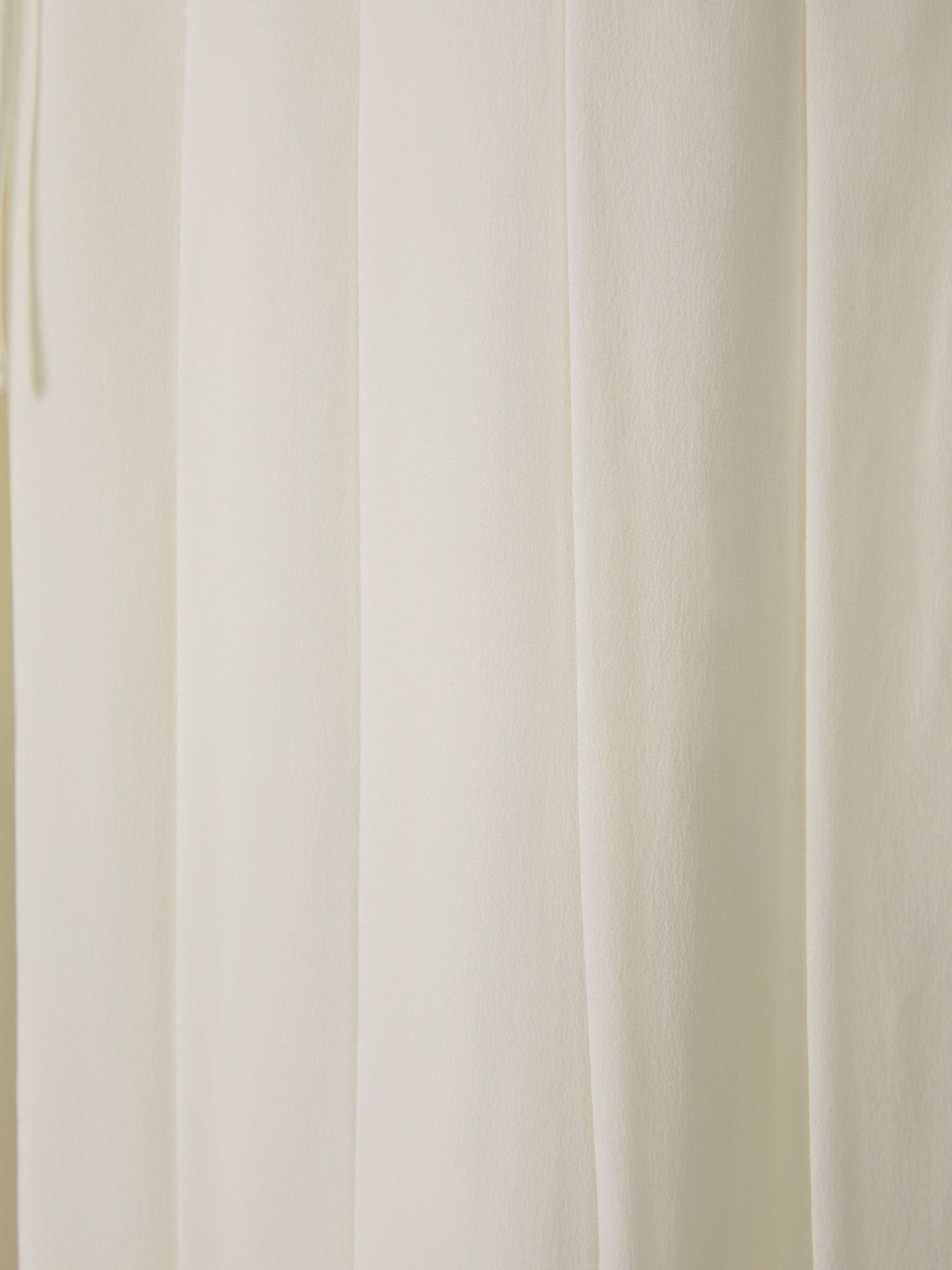 Outlet online Victoria Beckham Mujer Vestido Midi Plisado color Crema sku 721-000095 01 - Foto 4