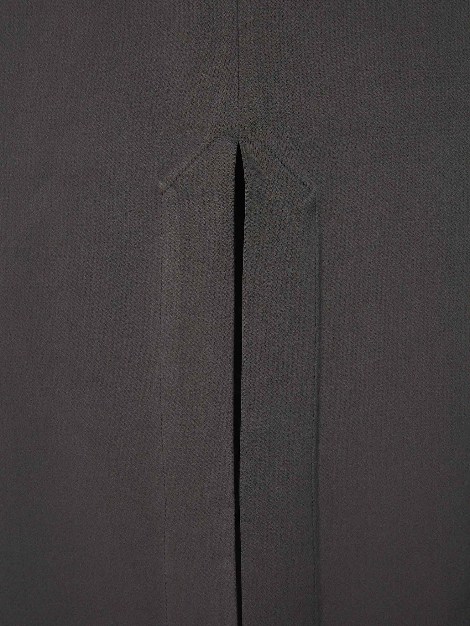 Totême Falda Midi Abertura Delantera color Gris Oscuro sku 750-001354 01 - Foto 4