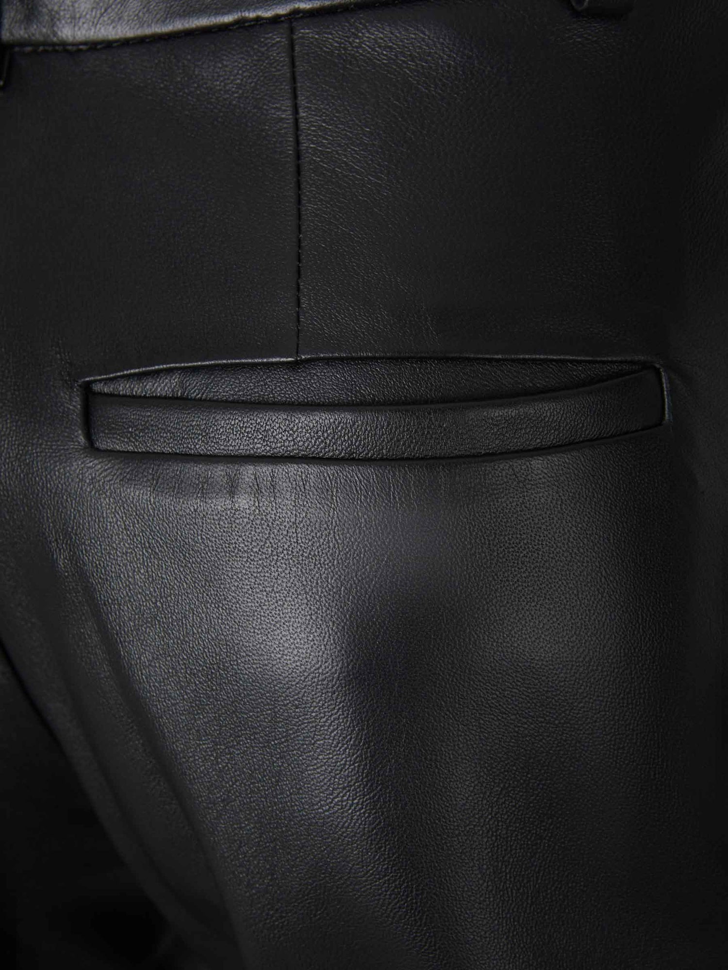 Ami Paris Pantalones Acampanados Piel color Negro sku 761-003003 01 - Foto 5