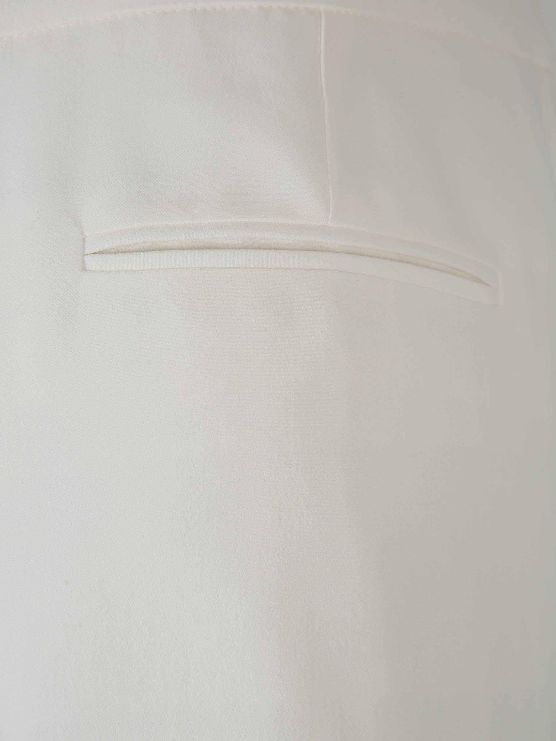 Outlet online Alexander McQueen Mujer Pantalones Crepé Leaf color Marfil sku 761-003299 01 - Foto 5