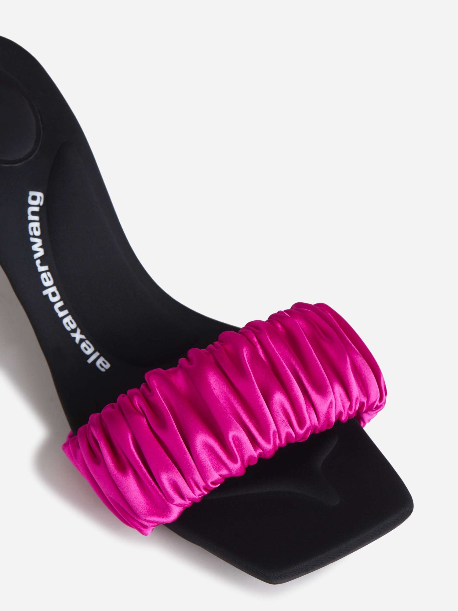 Alexander Wang Sandalias Jessie Scrunchie color Fucsia sku 800-004598 02 - Foto 4