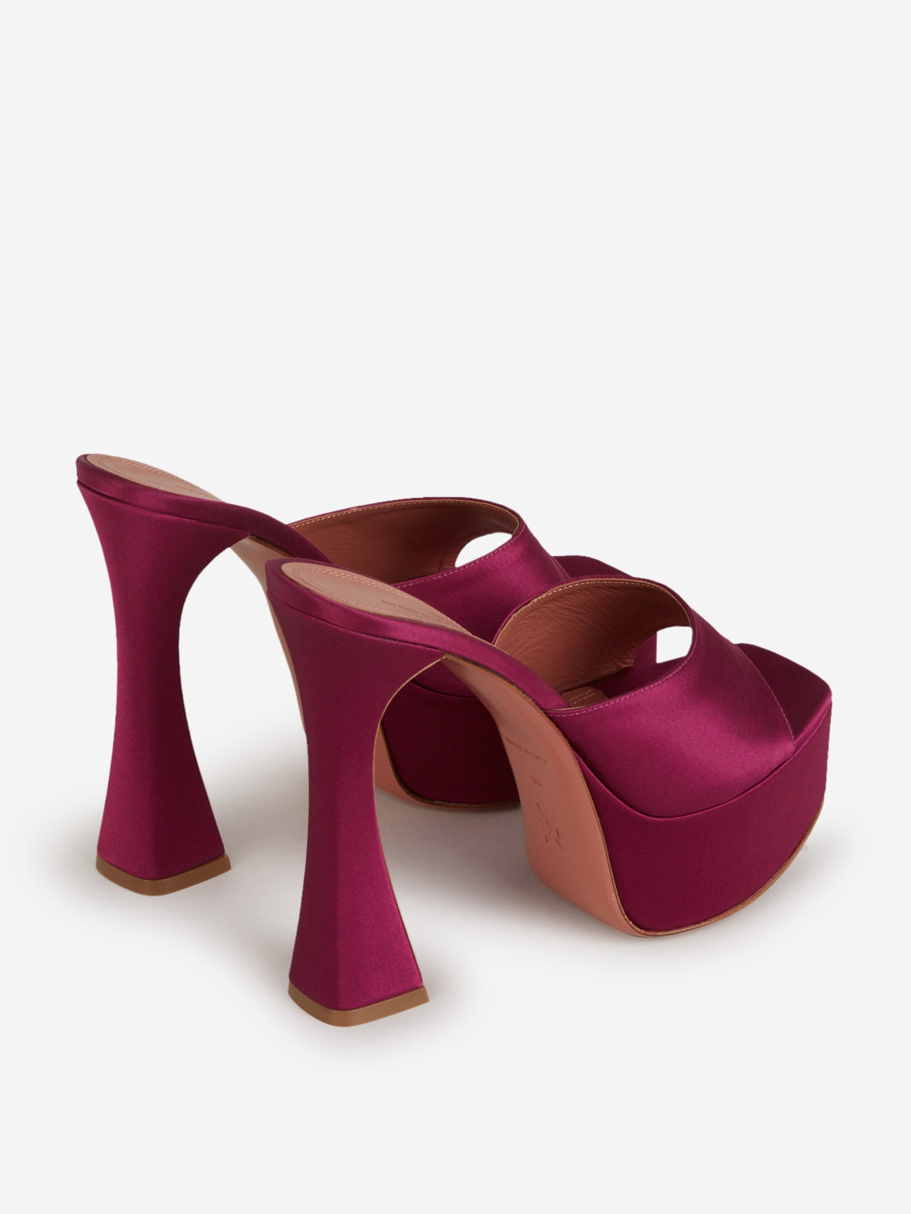 Outlet online Amina Muaddi Mujer Sandalias Dalida Satén color Fucsia sku 800-004856 01 - Foto 3