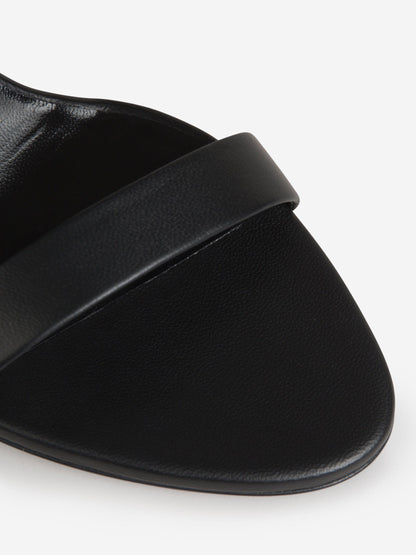 Outlet online The Row Mujer Sandalias Tiras Piel color Negro sku 800-004958 01 - Foto 3