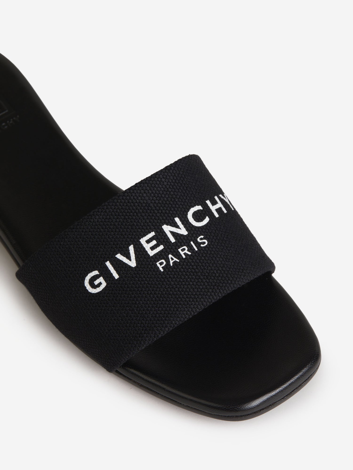 Givenchy Mules Planos Logo color Negro sku 800-005034 01 - Foto 4