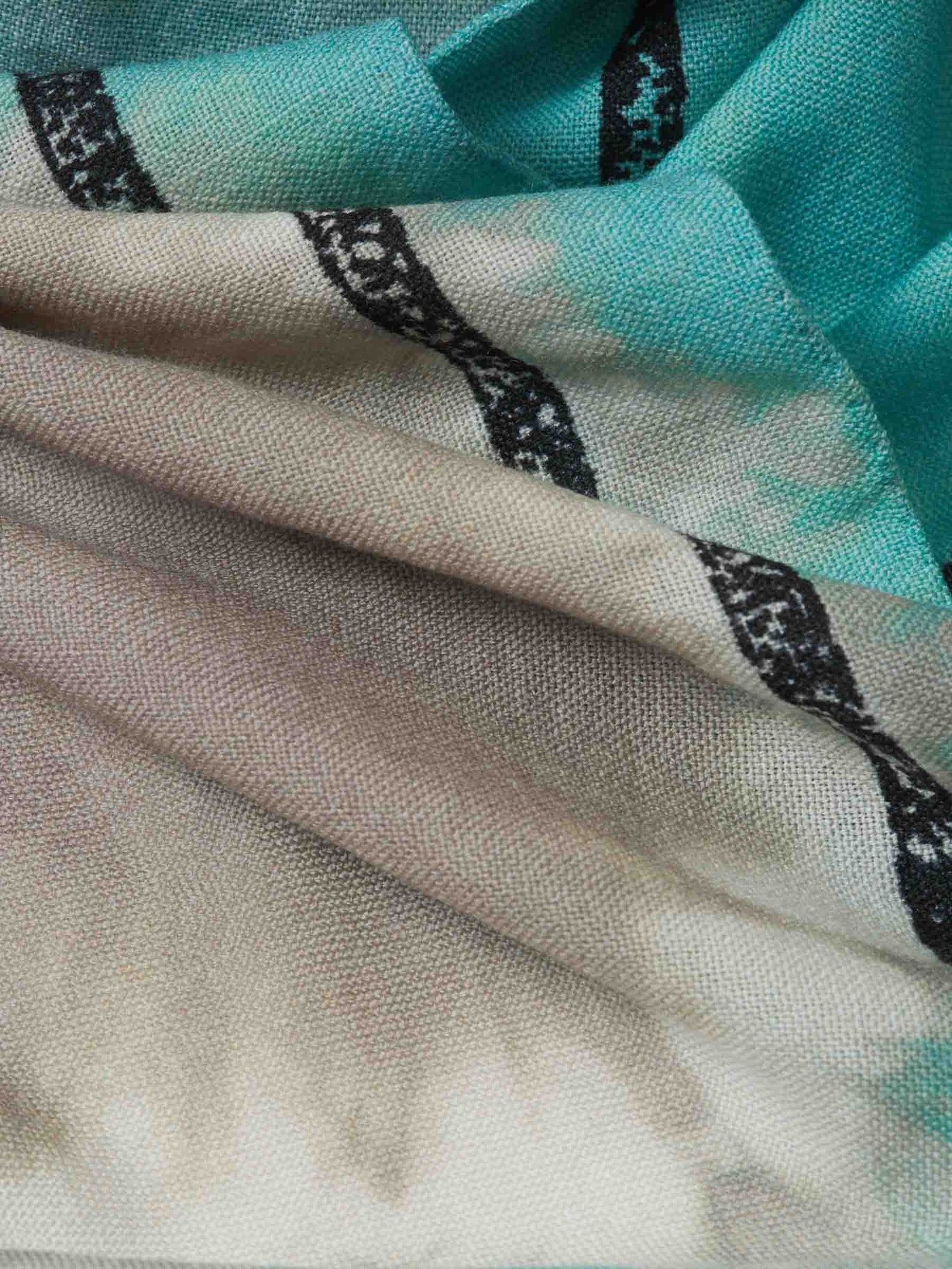 Acne Studios Pañuelo Tie-Dye Lana color Turquesa sku 840-000703 01 - Foto 3
