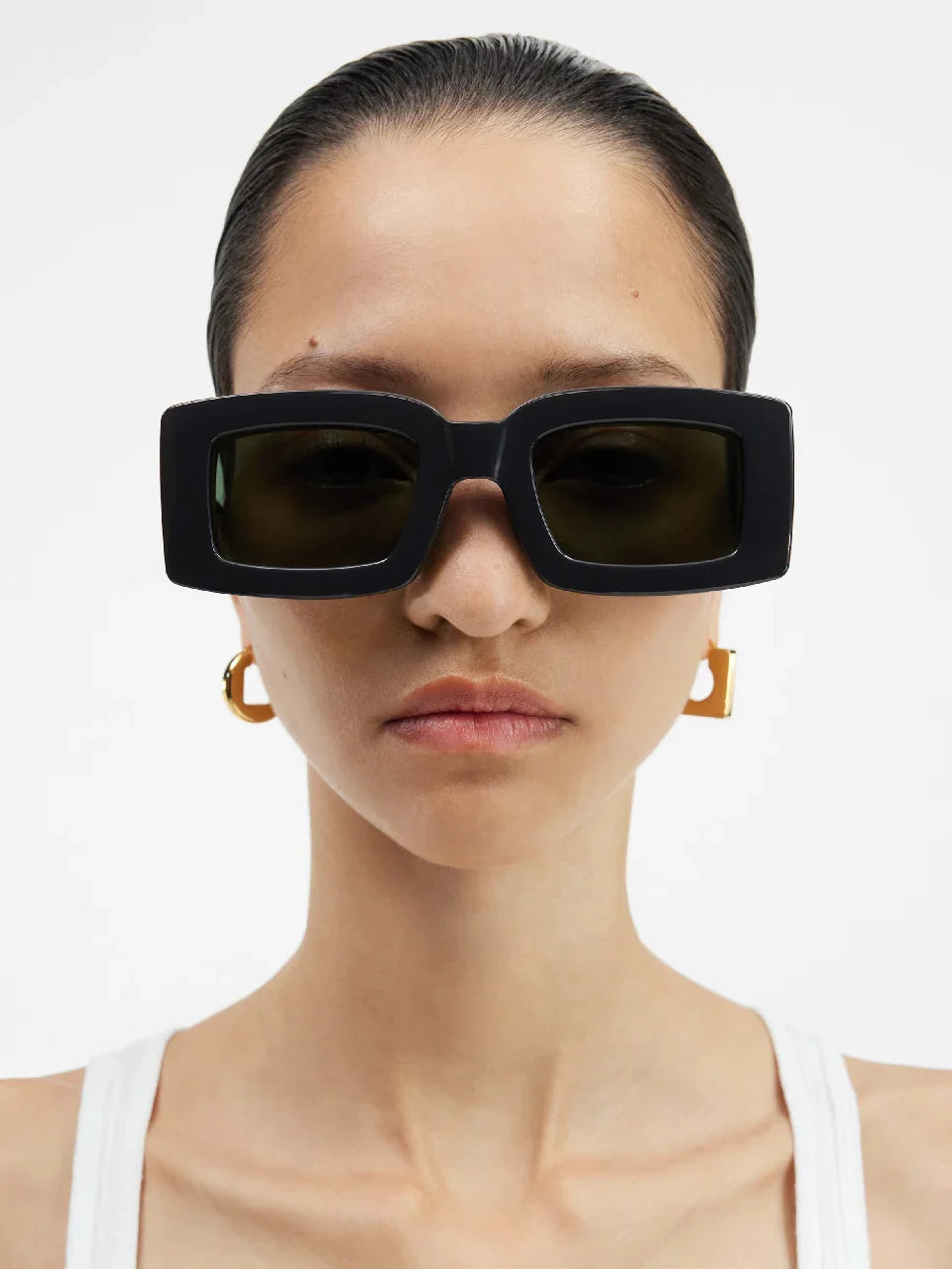 Jacquemus Gafas de sol Tupi color Negro sku 860-000942 01 - Foto 2